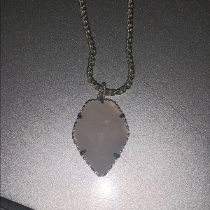 Kendra Scott necklace